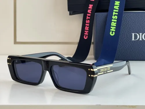Dior Sunglasses AAAA-196