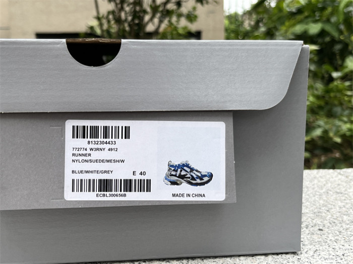 B 17FW Tripe-S High End Sneaker-429