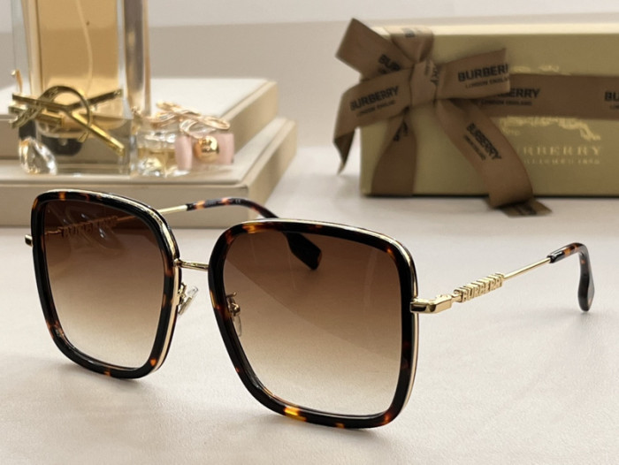 Burberry Sunglasses AAAA-1714
