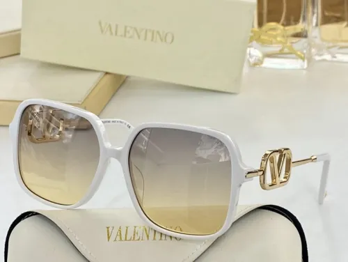 V Sunglasses AAAA-238