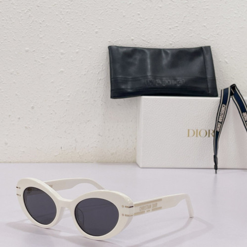 Dior Sunglasses AAAA-325