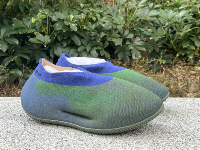 Authentic Yeezy Knit Runner “Faded Azure”