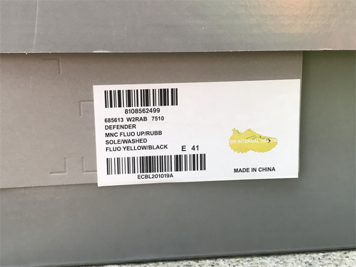 B 17FW Tripe-S High End Sneaker-387