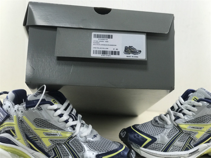 B 17FW Tripe-S High End Sneaker-334