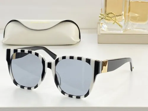 V Sunglasses AAAA-268