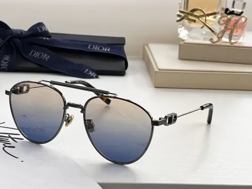 Dior Sunglasses AAAA-277