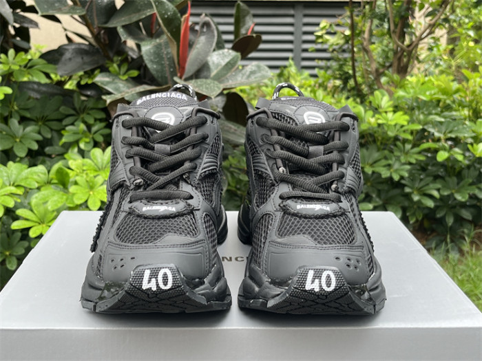 B 17FW Tripe-S High End Sneaker-428