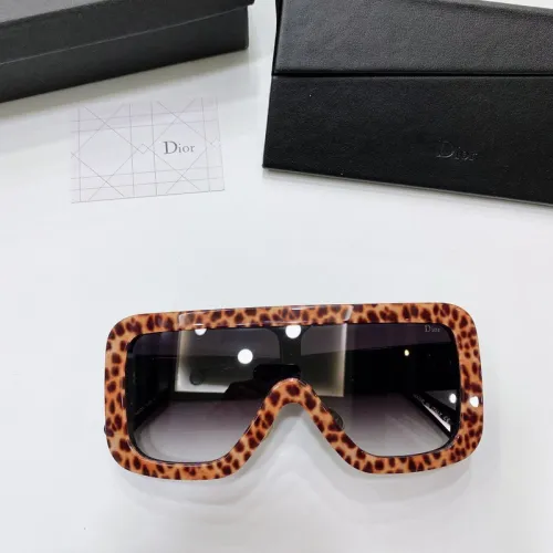 Dior Sunglasses AAAA-987