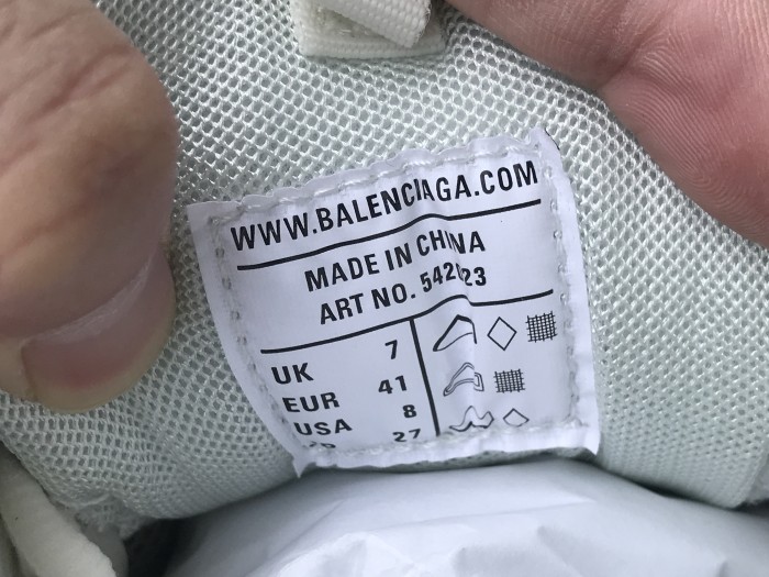 B 17FW Tripe-S High End Sneaker-338