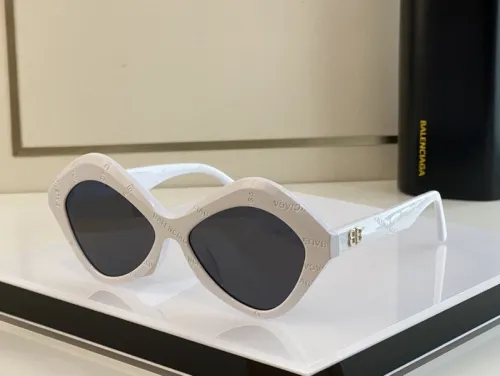 B Sunglasses AAAA-263