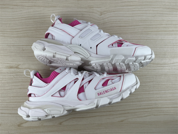 B 17FW Tripe-S High End Sneaker-435