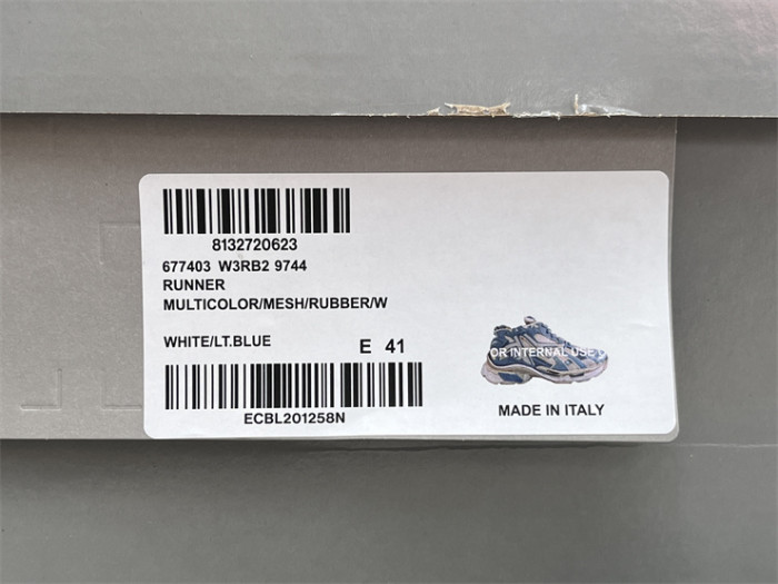 B 17FW Tripe-S High End Sneaker-414