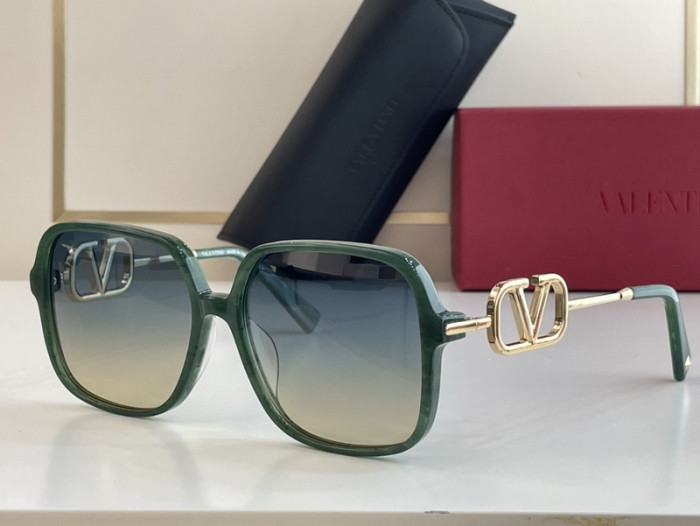 V Sunglasses AAAA-246