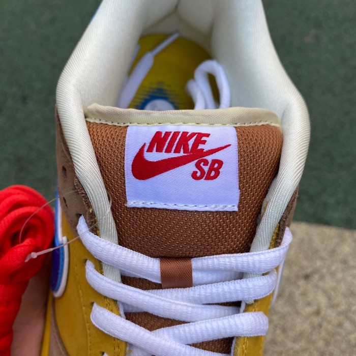 Authentic Nike SB Dunk Low “New Castle”