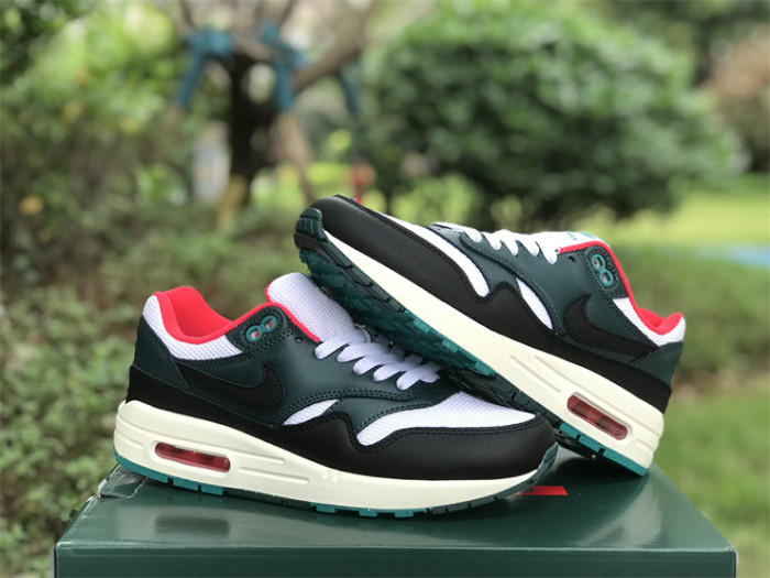 Authentic LeBron x Nike Air Max 1 “Liverpool”