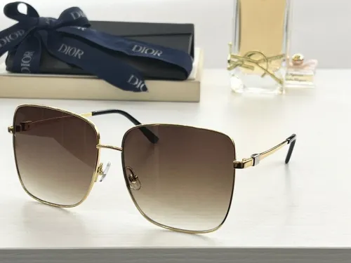 Dior Sunglasses AAAA-442