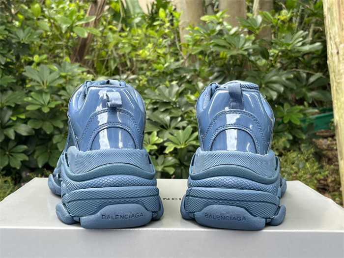 B 17FW Tripe-S High End Sneaker-420