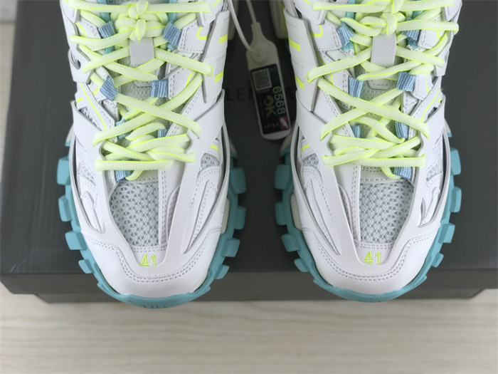 B 17FW Tripe-S High End Sneaker-340