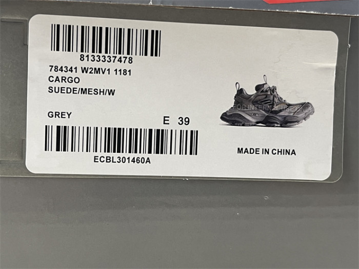 B 17FW Tripe-S High End Sneaker-450