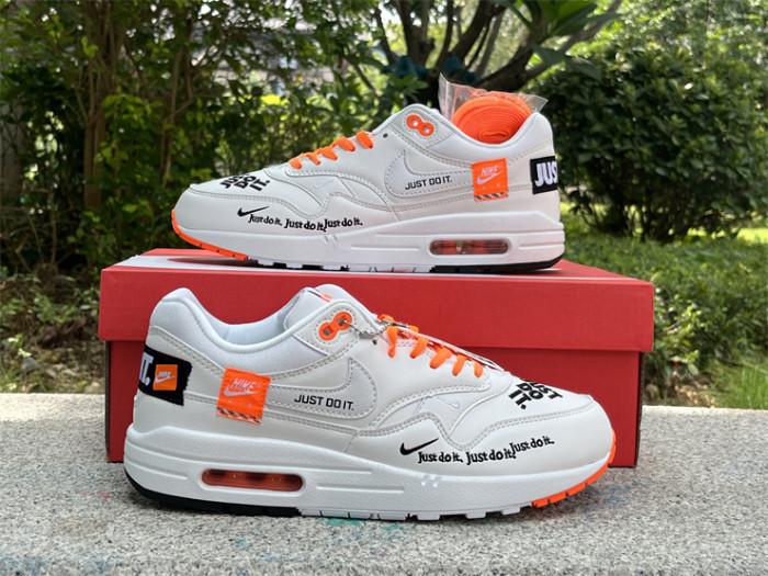 Authentic Nike Air Max 1“Just do it ”