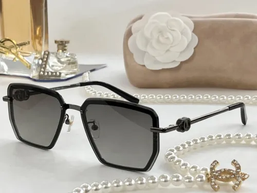 CHNL Sunglasses AAAA-1405