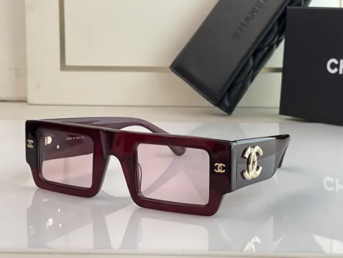 CHNL Sunglasses AAAA-2072