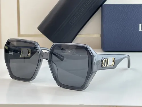 Dior Sunglasses AAAA-1977