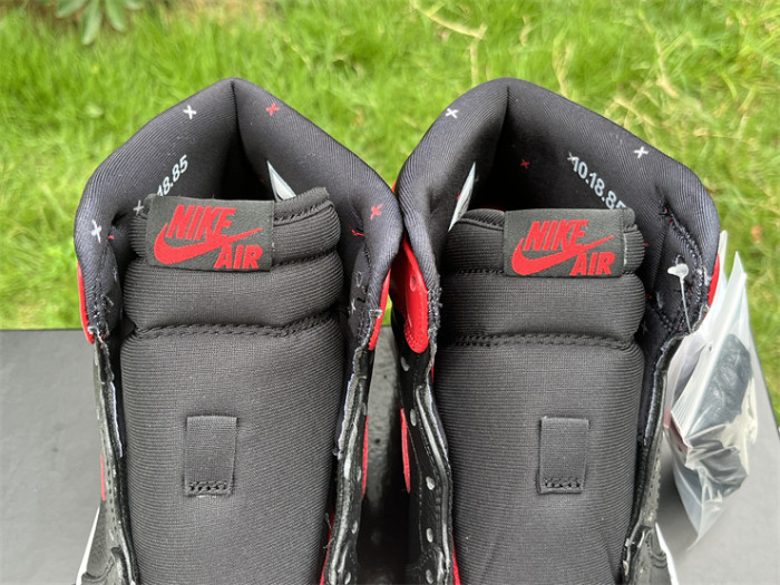 Authentic Air Jordan 1 “Banned” 2011