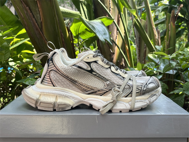 B 17FW Tripe-S High End Sneaker-419