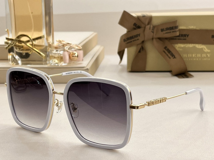 Burberry Sunglasses AAAA-1723