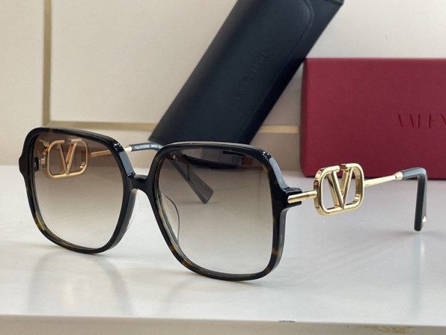 V Sunglasses AAAA-244