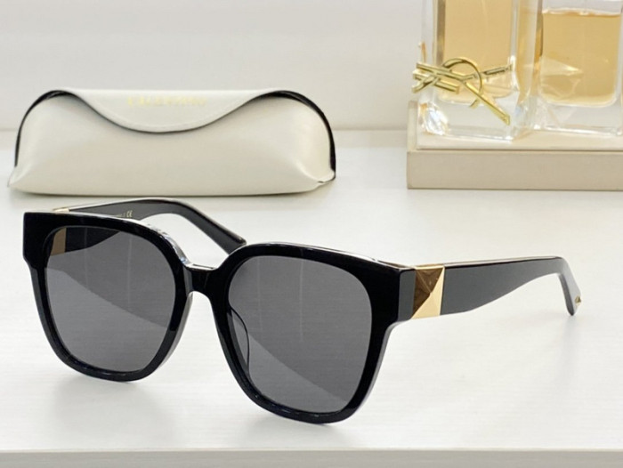 V Sunglasses AAAA-266
