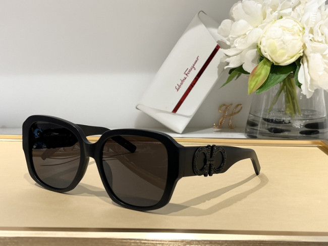 Ferragamo Sunglasses AAAA-667