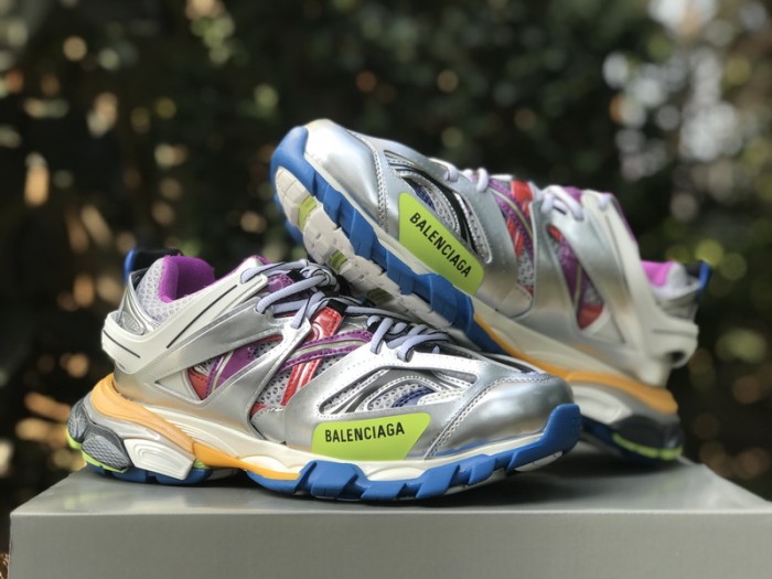 B 17FW Tripe-S High End Sneaker-346