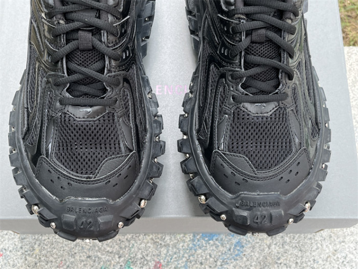 B 17FW Tripe-S High End Sneaker-415