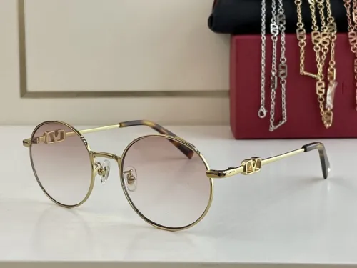 V Sunglasses AAAA-136