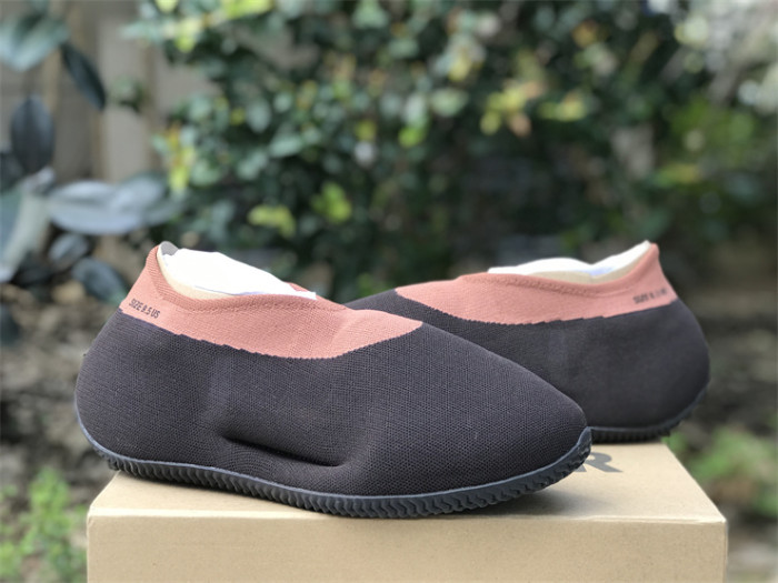 Authentic Yeezy Knit Runner “Stone Carbon”