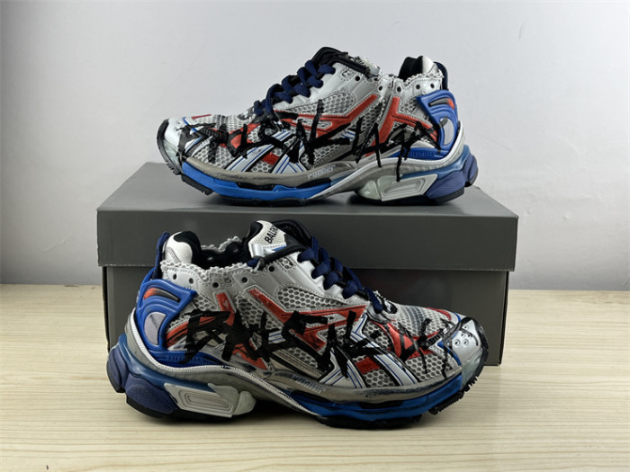 B 17FW Tripe-S High End Sneaker-441