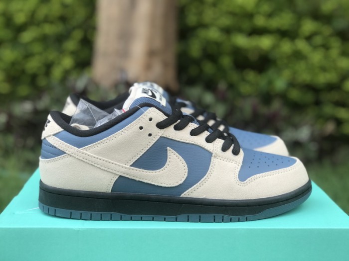 Authentic Nike Dunk Sb Low Pro “Light Cream”