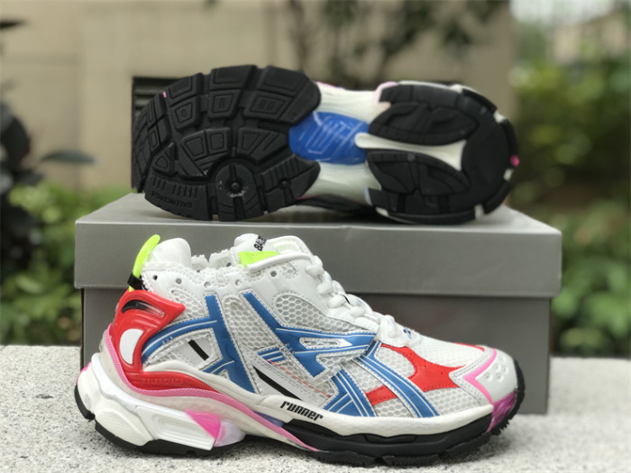 B 17FW Tripe-S High End Sneaker-382