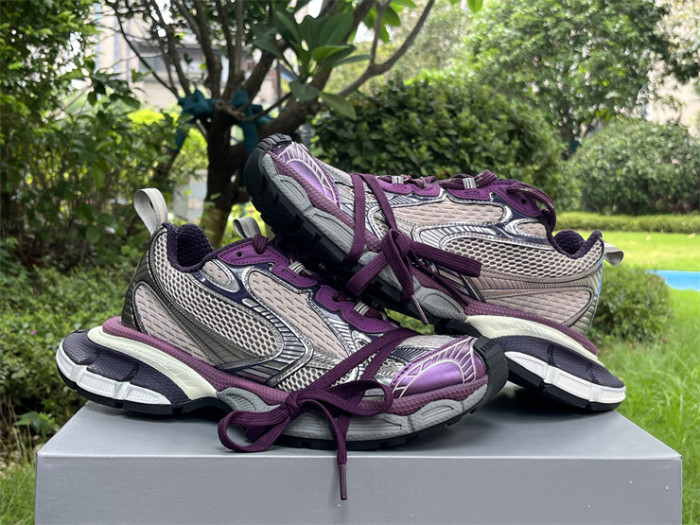 B 17FW Tripe-S High End Sneaker-422