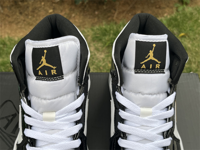 Authentic Air Jordan 1 Mid Black Metallic Gold