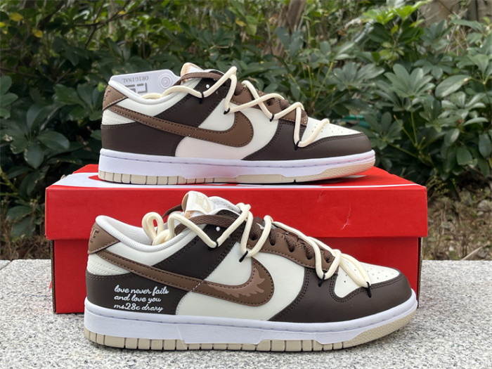 Authentic Nike SB Dunk Low Phantom