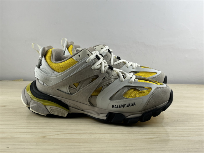 B 17FW Tripe-S High End Sneaker-416