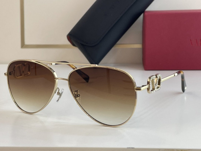 V Sunglasses AAAA-338