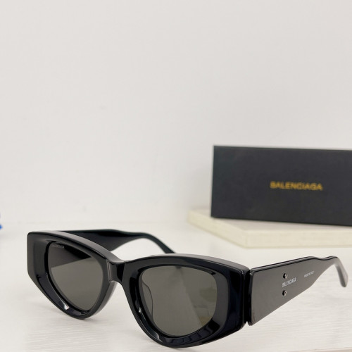 B Sunglasses AAAA-476