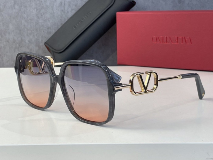 V Sunglasses AAAA-221
