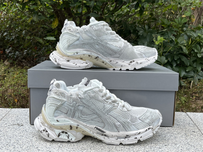 B 17FW Tripe-S High End Sneaker-445