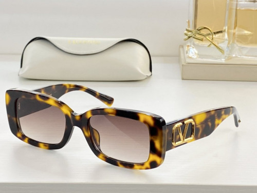 V Sunglasses AAAA-261