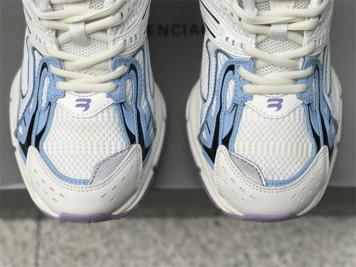 B 17FW Tripe-S High End Sneaker-344